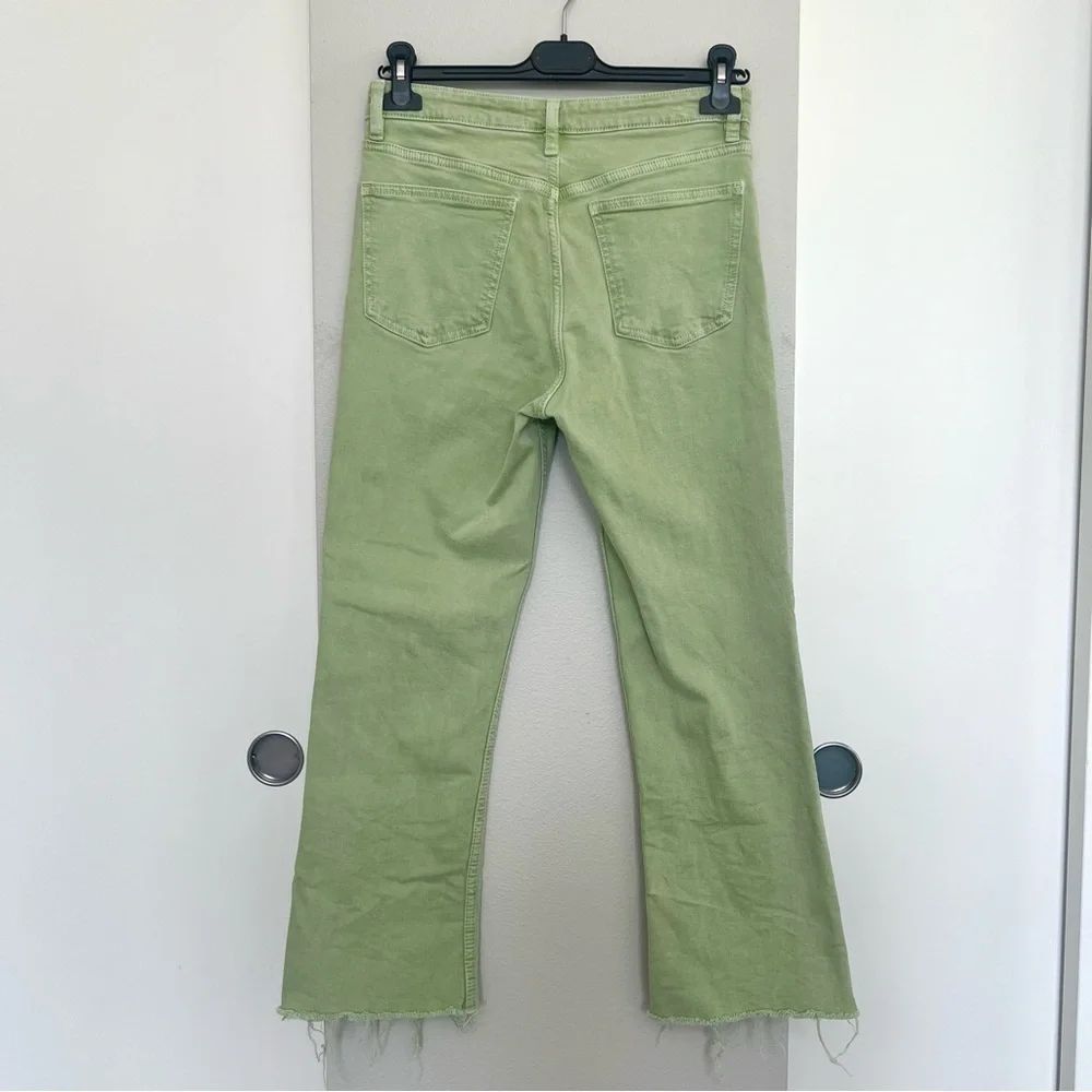 Zara High Rise KickFlare Jeans – Soft Girl  Pastel Retro Style - Pistachio Green